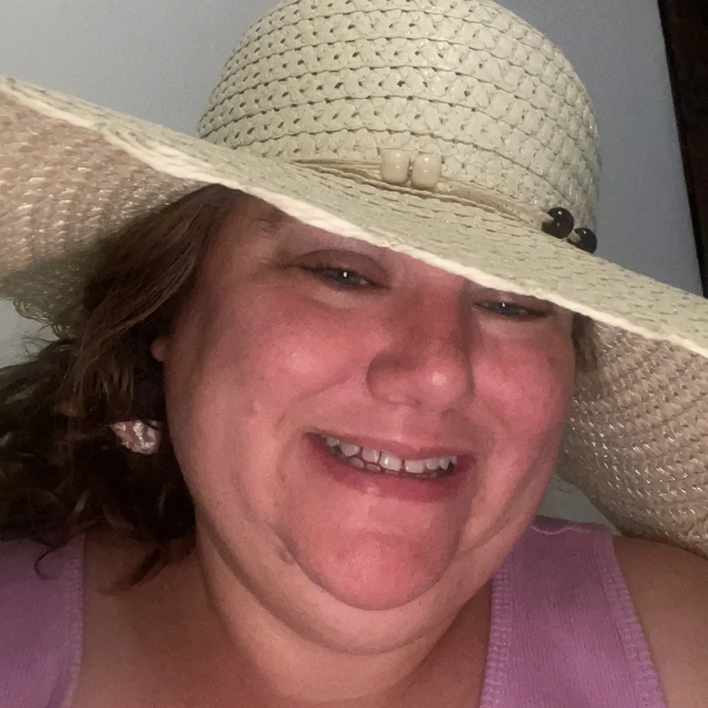 New cream sun scalloped cottage style beach hat